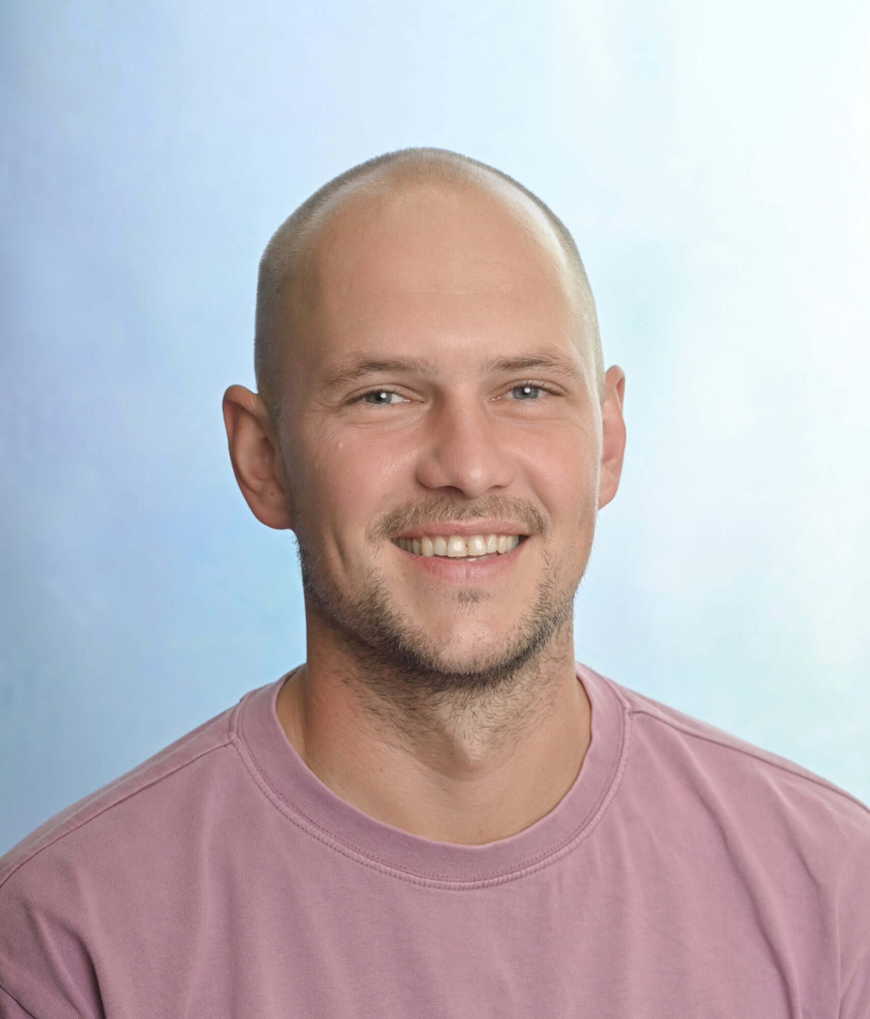 Alexander Ecker